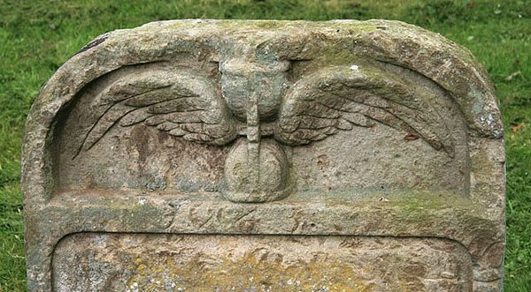 2 Gravestone_detail_at_Channelkirk_Churchyard_-_geograph.org.uk_-_894733.jpg