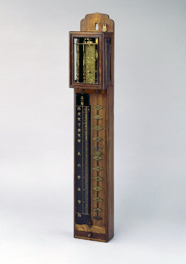 Weight-driven pillar clock, Japan, 19th century (British Museum No. 1975,1202.1)