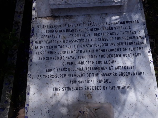Rumker's grave monument 12 June 2022-2.jpg