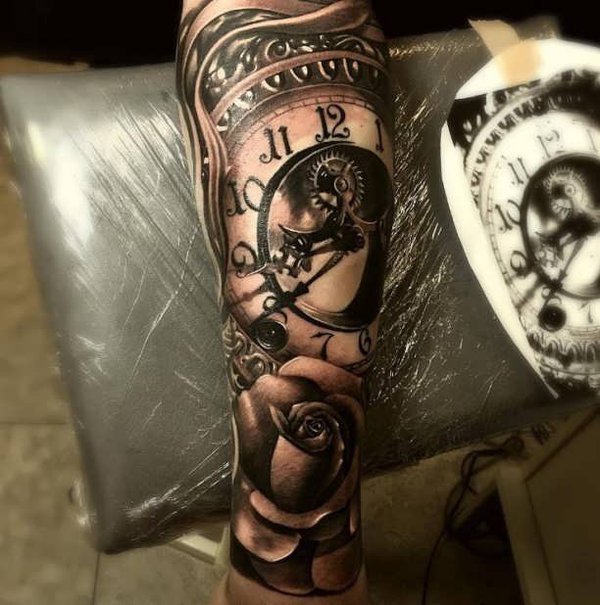 25 Awesome Birth Clock Tattoo Ideas That Suit Your Style  Psycho Tats